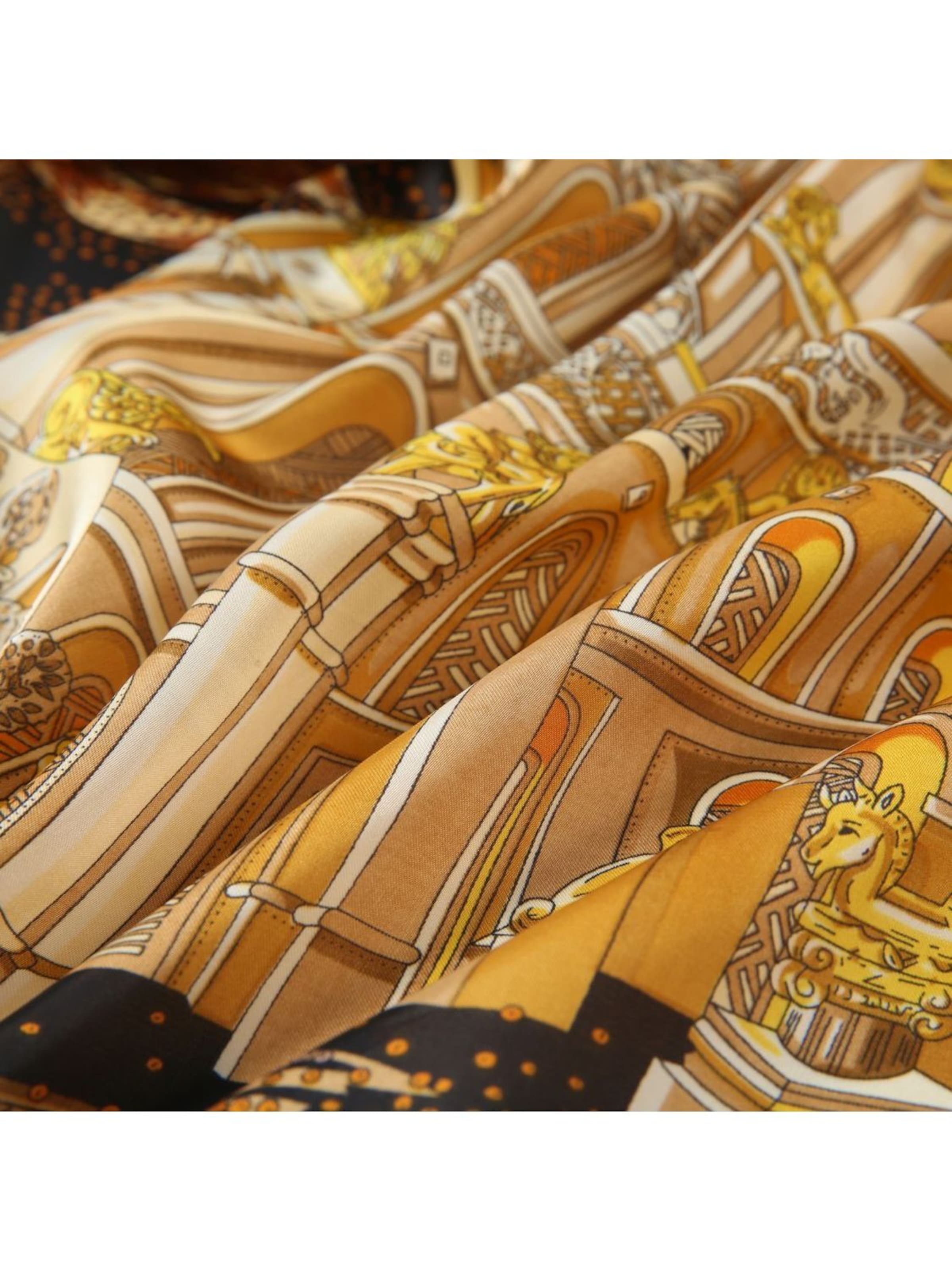 Écharpe 'Grand carré de Soie Babylone Zoé' alberto cabale en or