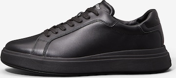 Baskets basses Calvin Klein en noir : devant