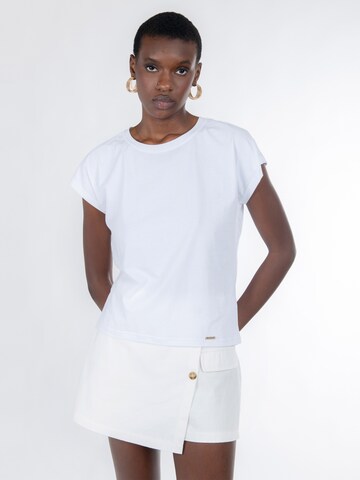 Influencer - Camiseta en blanco: frente