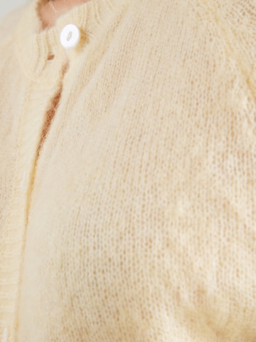 Cardigan FRNCH PARIS en jaune