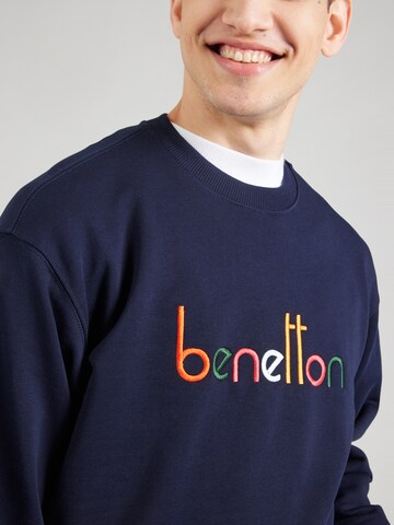 UNITED COLORS OF BENETTON Sweatshirt i blå