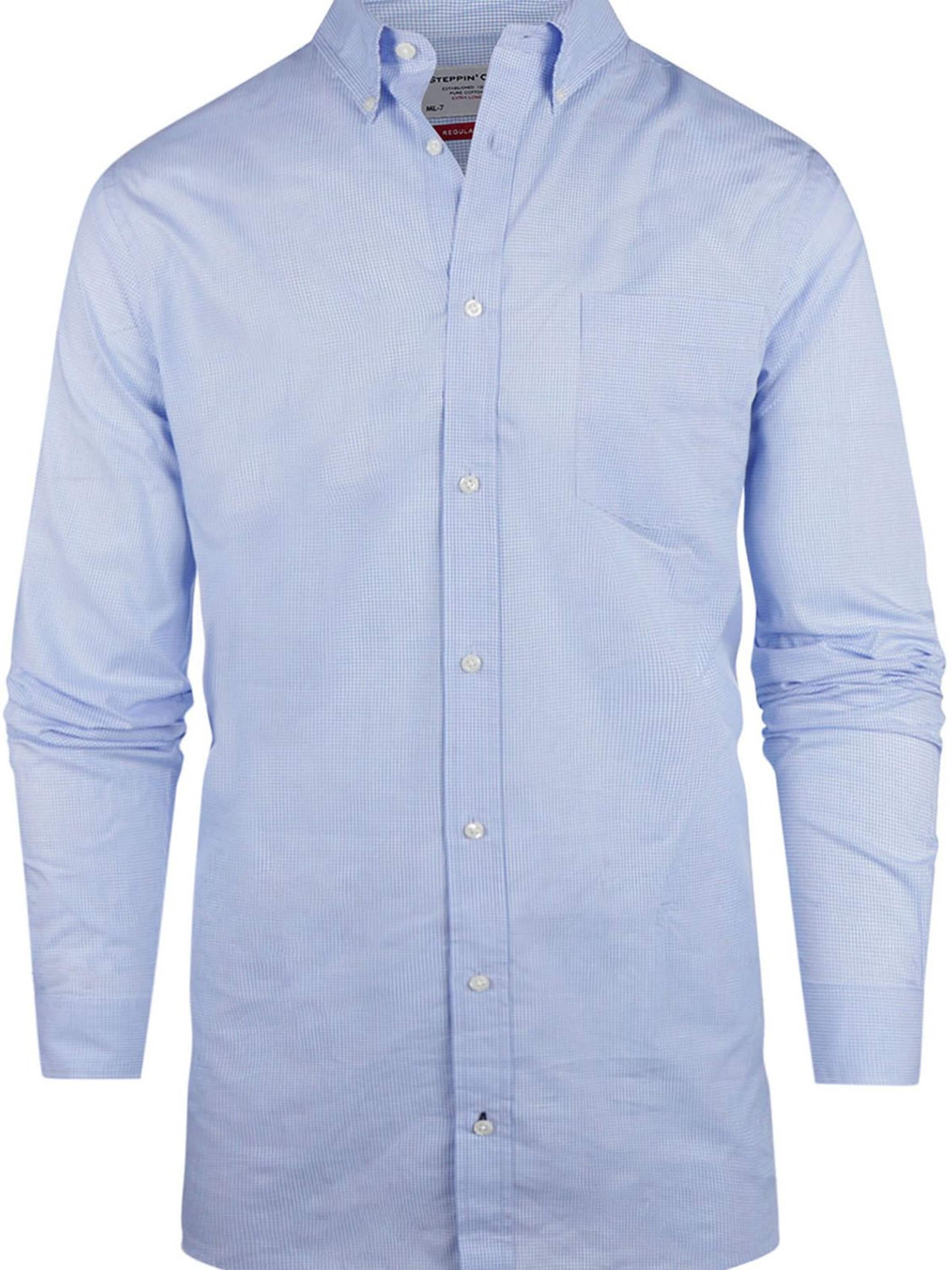 Steppin' out Button Up Shirt in Blue: front