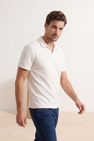 Trendyol Shirt in Beige