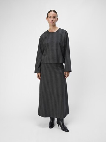 T-shirt 'OBJLISA' OBJECT en gris