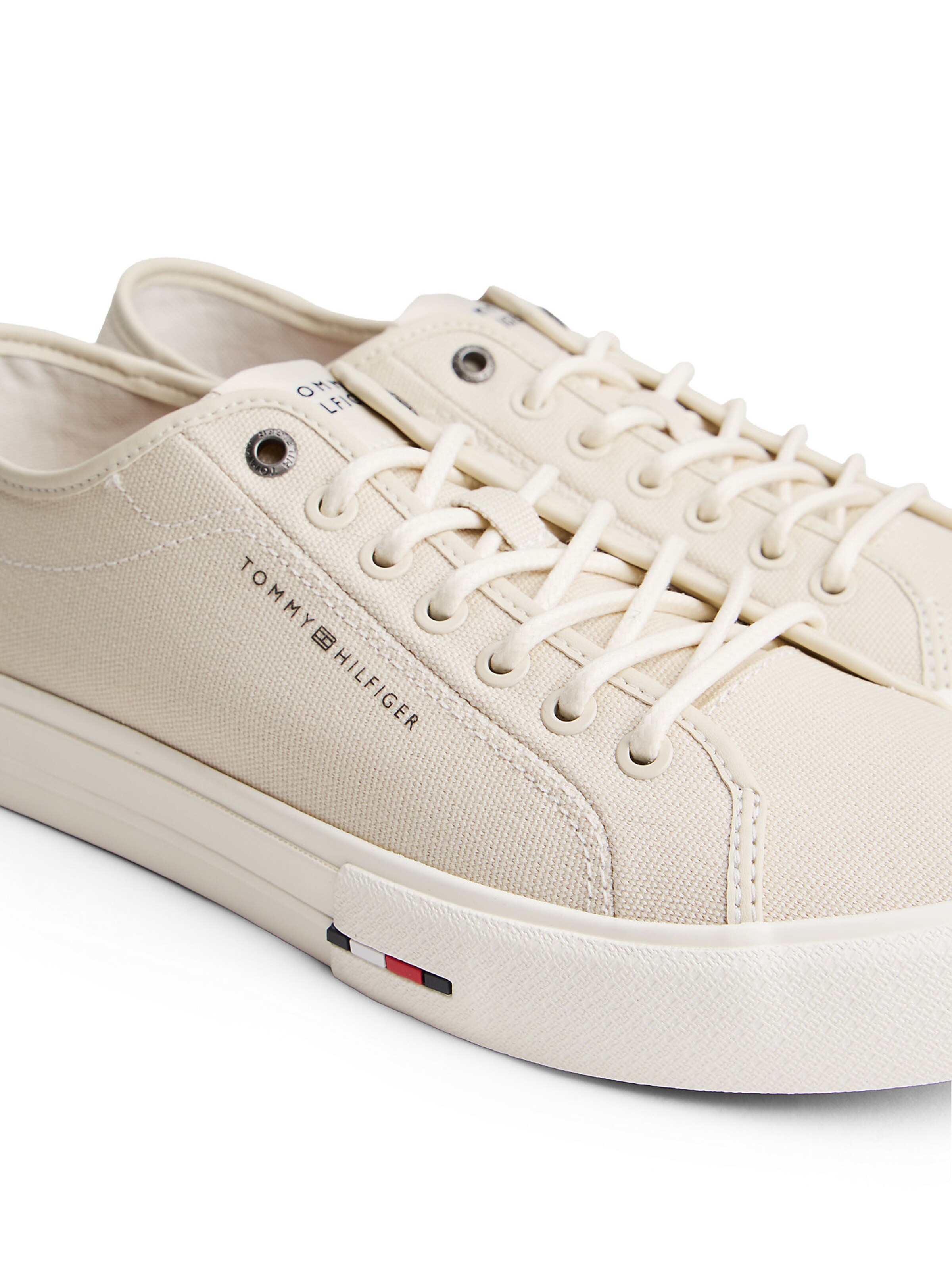 Sneaker low de la TOMMY HILFIGER pe maro