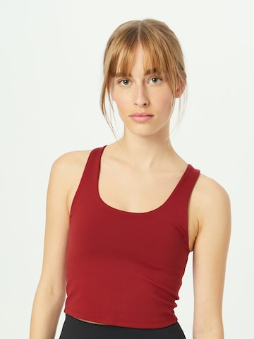 Girlfriend Collective Sports top 'LUXE' in Red: front