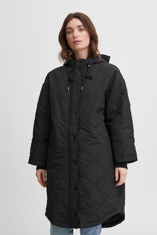 Fransa Between-Seasons Coat in Black: front