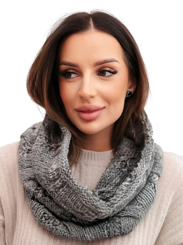 Lumera Kruhová šála – šedá: přední strana