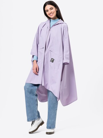 OOF WEAR Between-seasons coat in Purple: front