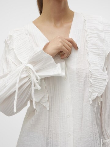 Chemisier 'VMKausa' VERO MODA en blanc