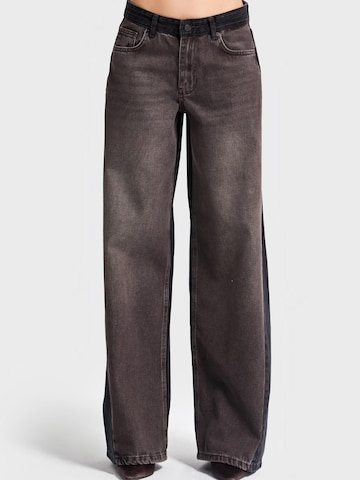 IT'S BASIC Wide leg Jeans 'Wide Low Rise Jeans' in Brown