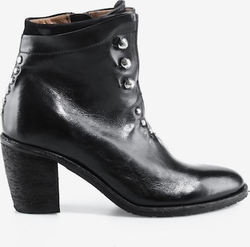 A.S.98 Ankelboots 'Rayne' i svart: framsida