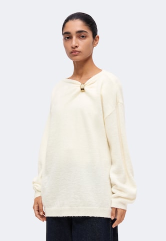 Pullover extra large 'Alexis' di ABOUT YOU in beige: frontale