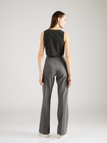 Gina Tricot Flared Pants in Grey