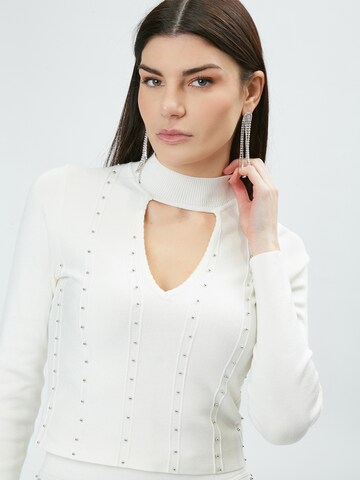 Influencer Sweater in White