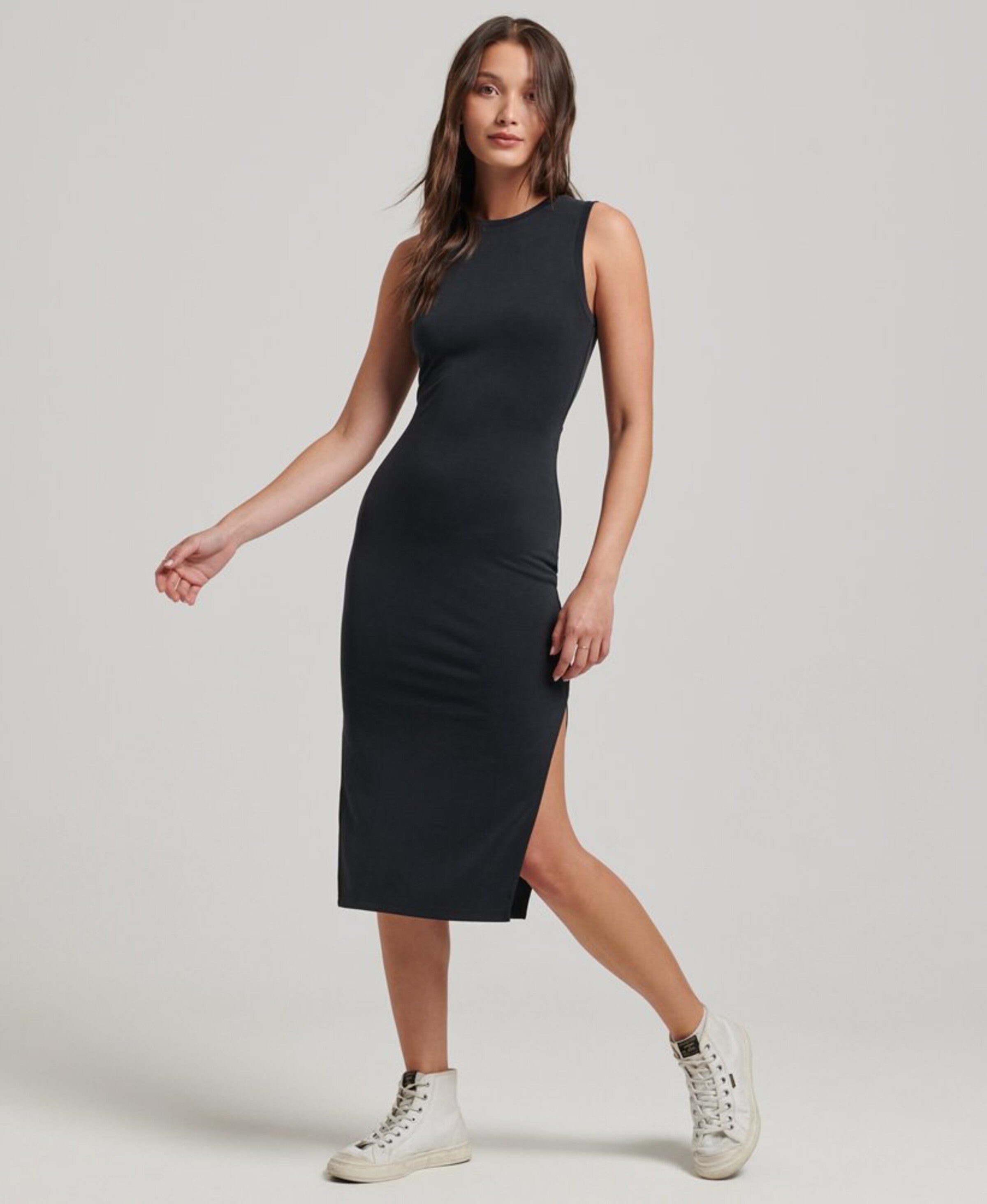 Superdry Jurk in Zwart ABOUT YOU