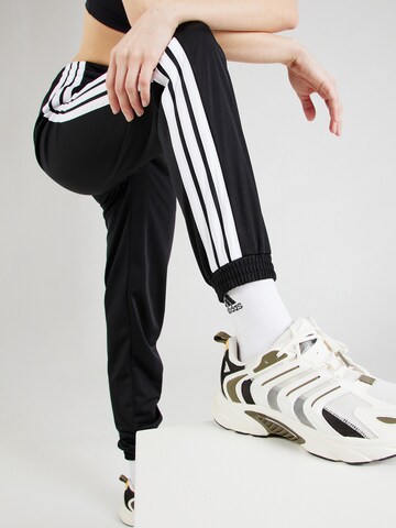 ADIDAS SPORTSWEAR Tapered Sporthose in Schwarz