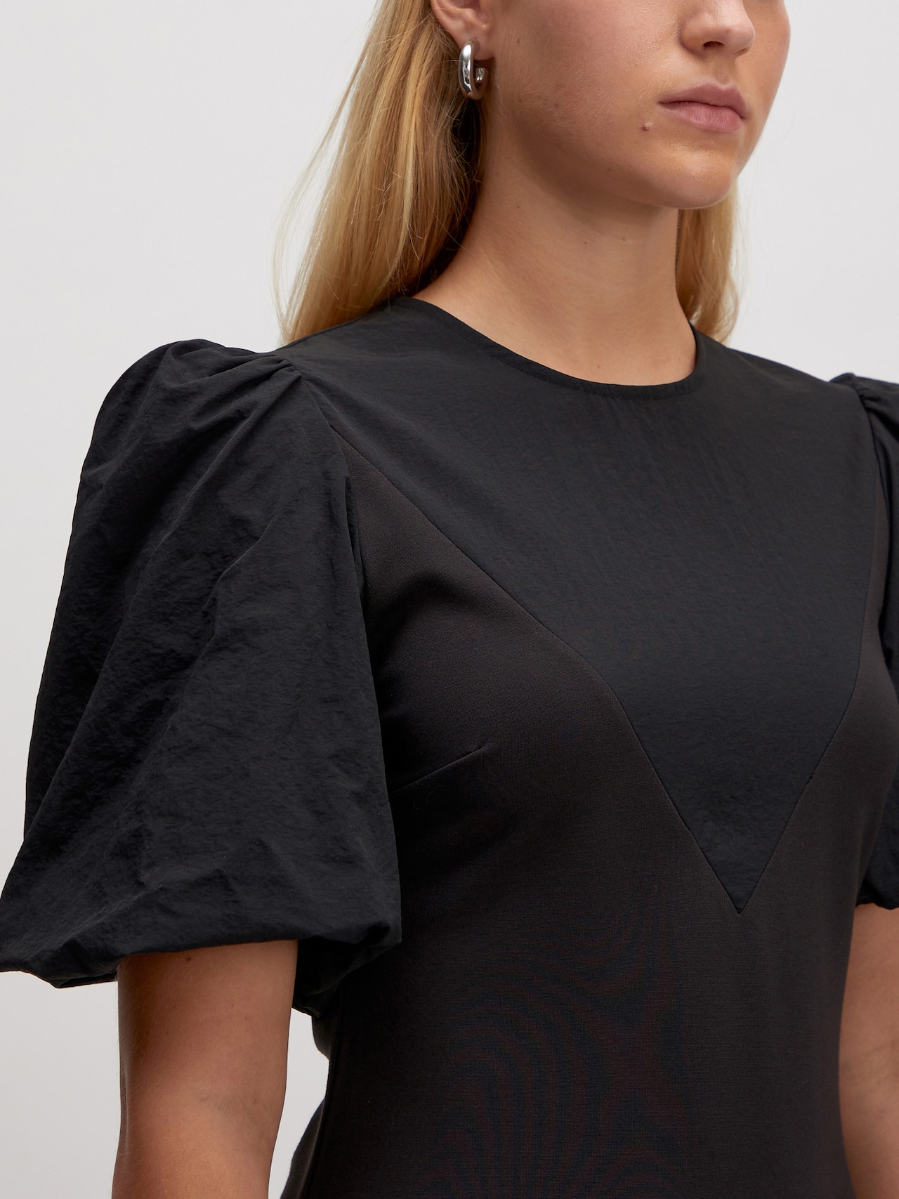 EDITED Produkte Kleid 'Lada' schwarz