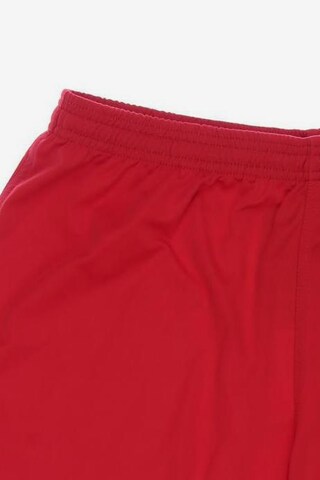 UMBRO Shorts in 35-36 in Red