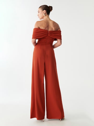 BWLDR Kombinezon 'Amalie' w kolorze czerwony: tył