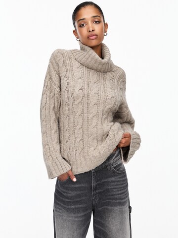 Pullover di Pull&Bear in beige: frontale