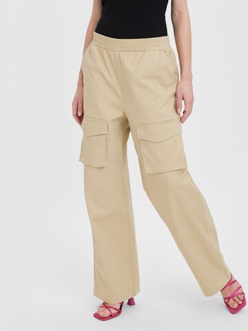 VERO MODA Regular Cargobroek 'MARIA' in Beige: voorkant