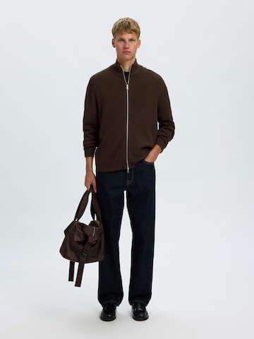 Vestes en maille SELECTED en marron