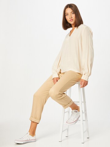 Coster Copenhagen Blouse in Beige