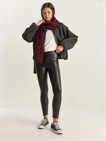 Bianco Lucci Skinny Hlače | črna barva