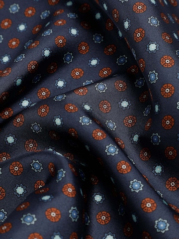 Batistă 'Caleido' de la Scalpers pe albastru