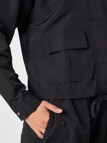 VERO MODA Between-Season Jacket 'TESSIE' in Black