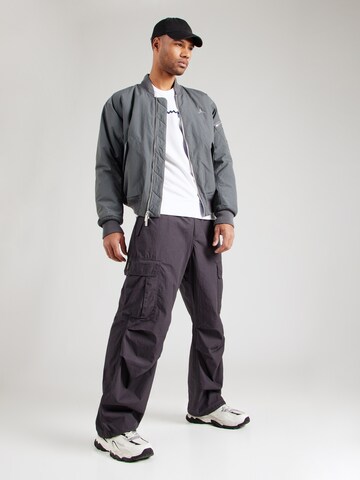 Felpa di Champion Authentic Athletic Apparel in bianco