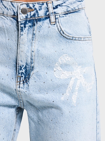 IT'S BASIC Regular Jeans 'RHINESTONE STRAIGHT MID RISE JEANS' in Blauw