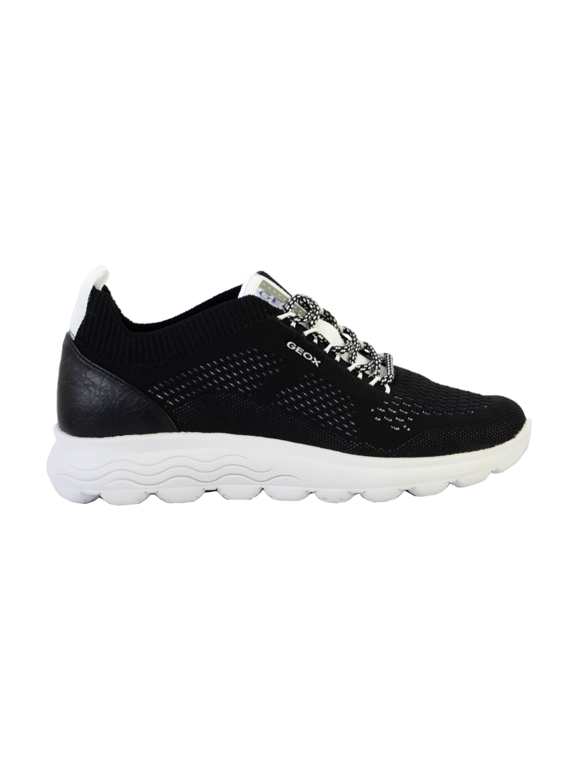 GEOX - Calzado deportivo con cordones en negro