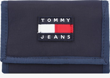 Tommy Jeans Wallet in Blue: front