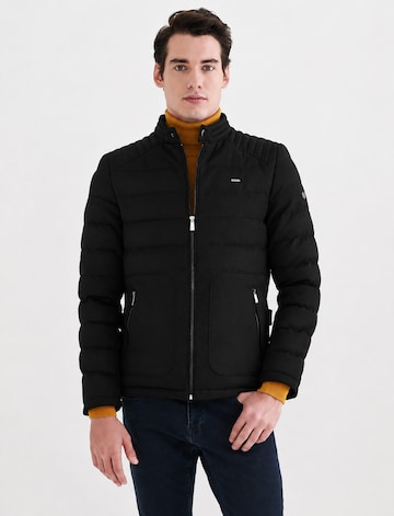 PIERRE CARDIN Between-Season Jacket in Black: front