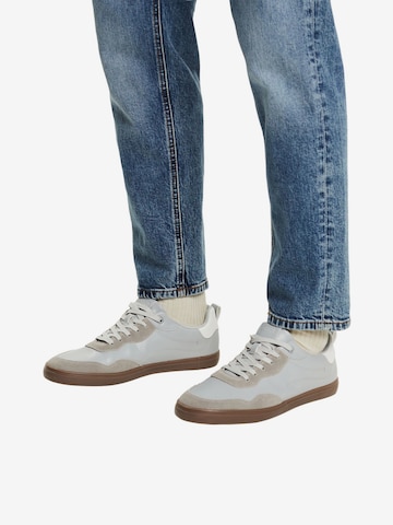 ESPRIT Sneakers laag in Grijs