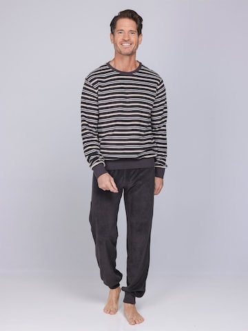 Pastunette Pyjama lang 'Urban Essence'‌‌‌‌‌ in Beige