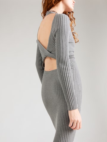 Bardot Трикотажное платье 'BAROL' в Серый
