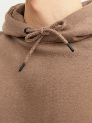 JACK & JONES Sweatshirt in Braun