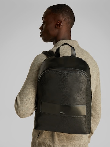 Zaino 'Sleek' di Calvin Klein in nero