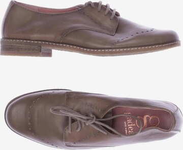 GADEA Flats & Loafers in 36 in Brown: front