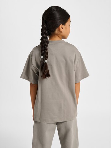 Hummel T-shirt in Grau