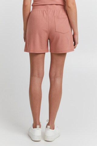 Oxmo Regular Shorts 'Wim' in Pink