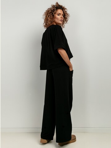 TESSITA Oversizeshirt in Schwarz