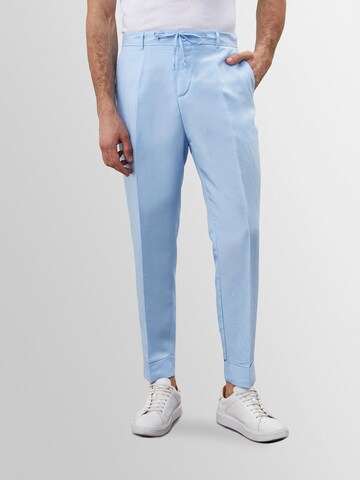 Antioch Trousers with creases in Blue: front