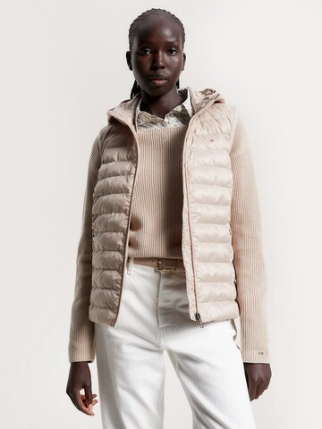 TOMMY HILFIGER Bodywarmer in Beige: voorkant