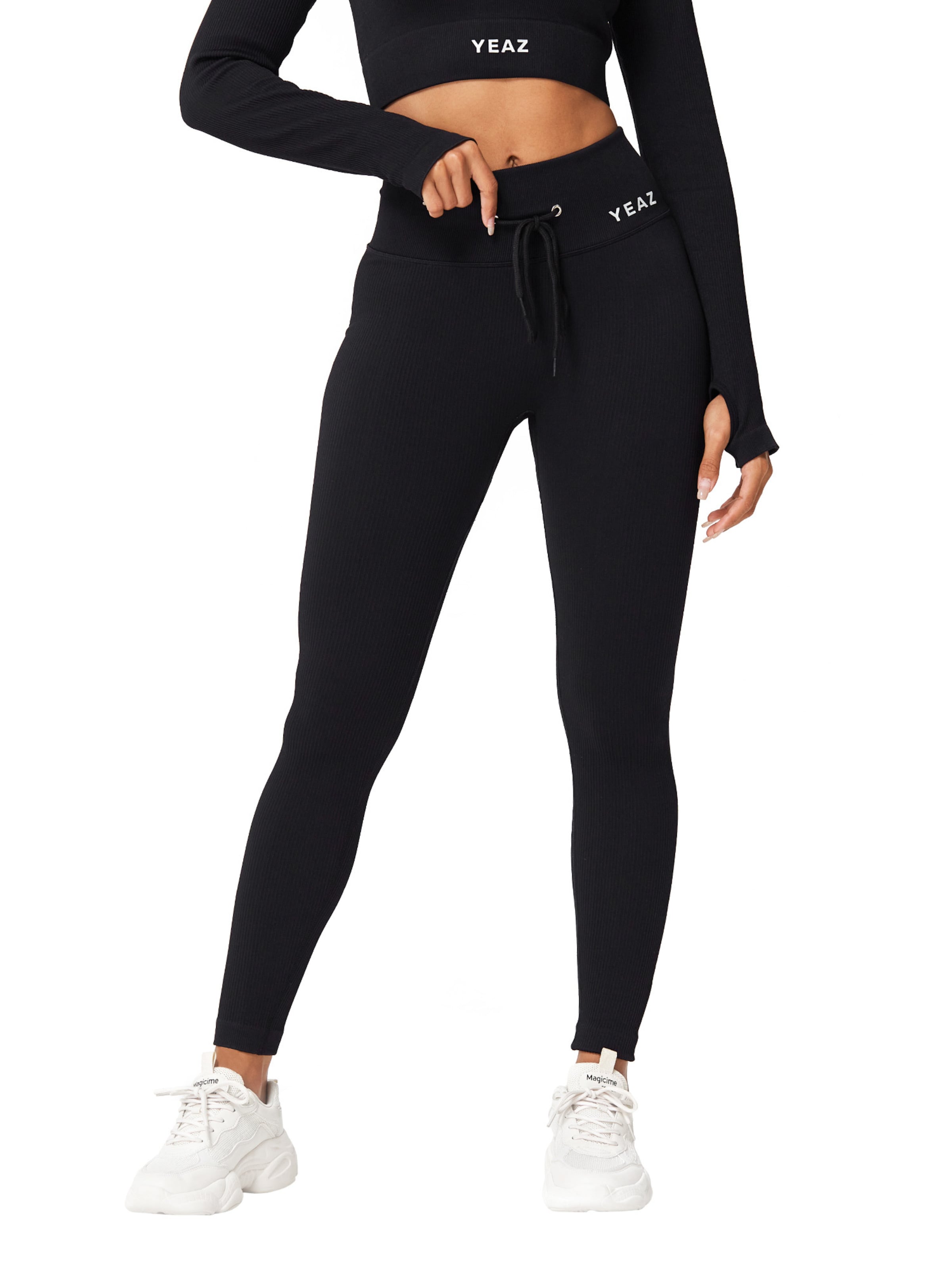 Skinny Pantaloni sportivi 'Runway' di YEAZ in nero: frontale