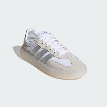 ADIDAS SPORTSWEAR Низкие кроссовки 'Barreda Decode' в Белый