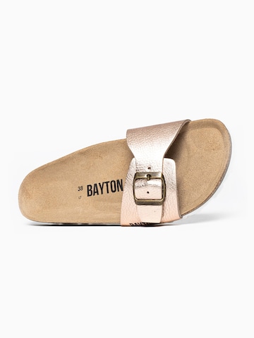 Bayton - Sapato aberto 'Ballarat' em ouro